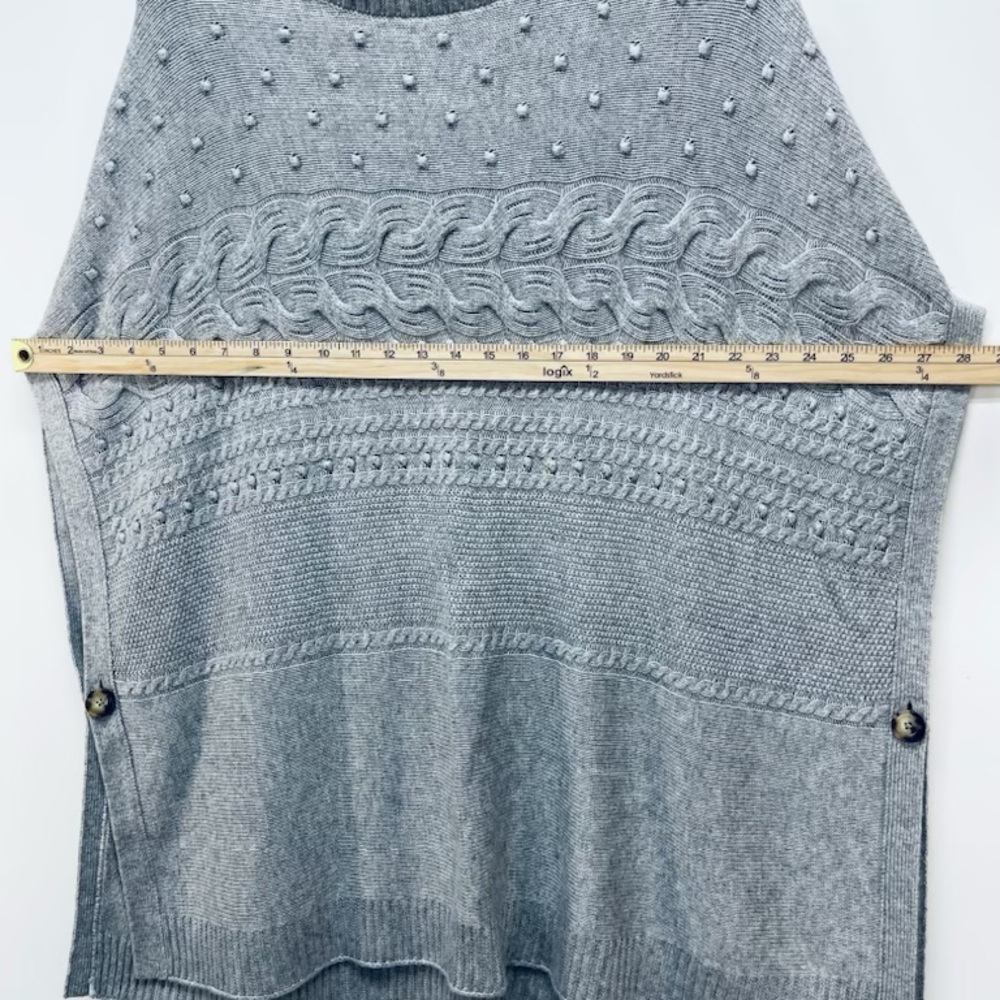 Talbots Cable knit Poncho Sweater Side Button Closure Grey Size M - Picture 7 of 9